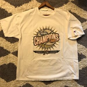 🏀 Sixers 76ers 2001 Champs Tee 🏀